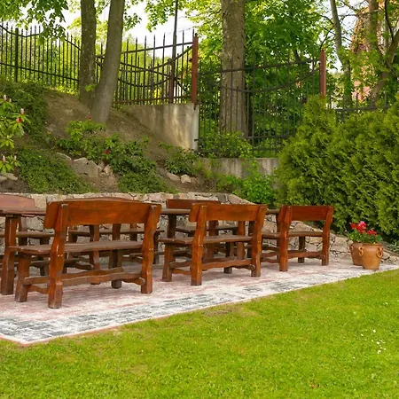 Sudety Blisko Szlakow Gorskich I Wyciagow Narciarskich, Prywatny Bezplatny Parking 3* קרפאז'