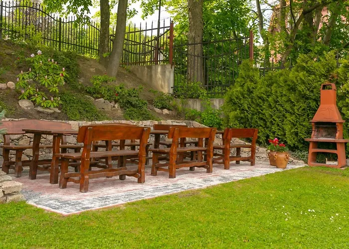 Sudety Blisko Szlakow Gorskich I Wyciagow Narciarskich, Prywatny Bezplatny Parking 3* קרפאז'