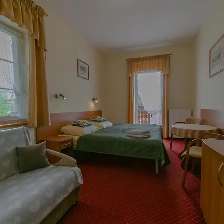 Sudety Blisko Szlakow Gorskich I Wyciagow Narciarskich, Prywatny Bezplatny Parking 3* 카르파츠