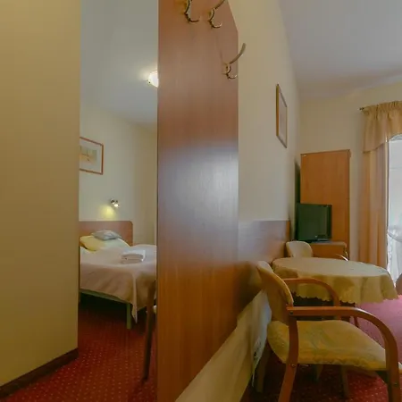 Vendégház Sudety Polozona W Najlepszej Czesci Karpacza, 10 Minut Pieszo Do Wyciagu Na Kope, Szlakow Gorskich, Swiatyni Wang, Bezplatny Parking, Duzy Ogrod 3*