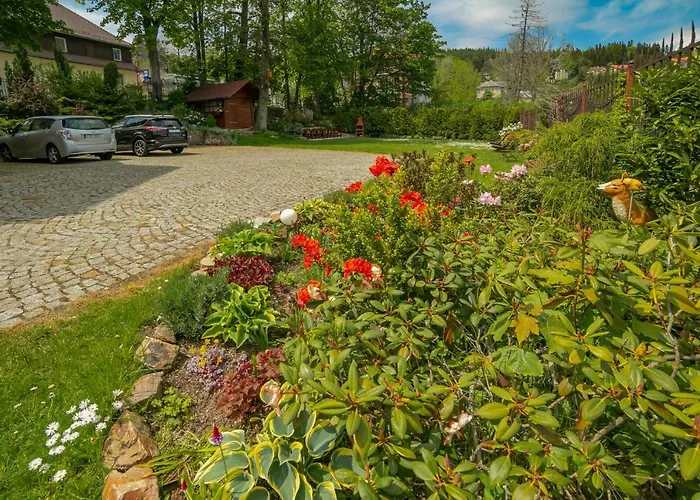 Sudety Blisko Szlakow Gorskich I Wyciagow Narciarskich, Prywatny Bezplatny Parking Affittacamere Karpacz