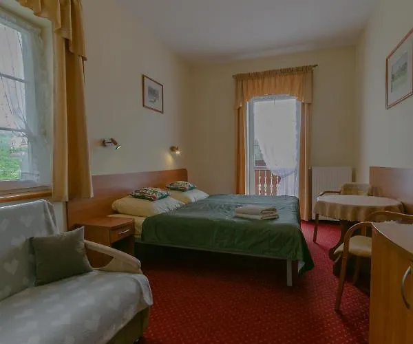 Sudety Blisko Szlakow Gorskich I Wyciagow Narciarskich, Prywatny Bezplatny Parking 3* Карпач